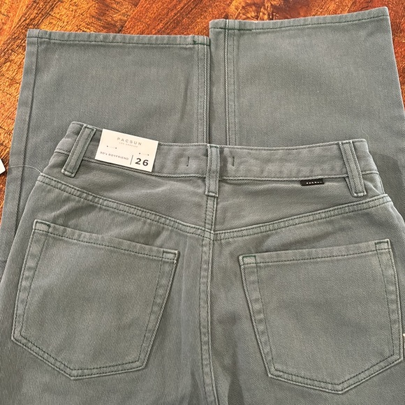NWT PacSun 90's Boyfriend Jeans - Picture 7 of 9
